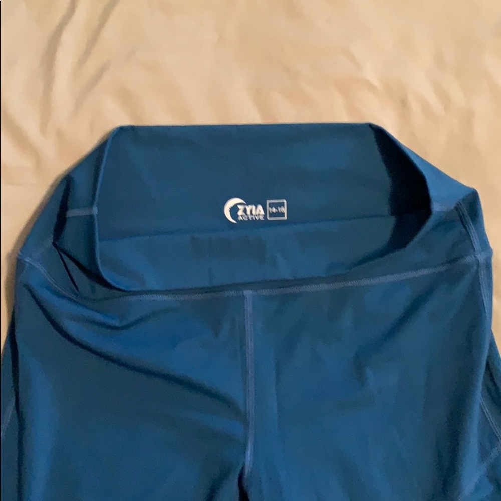 Zyia Capri